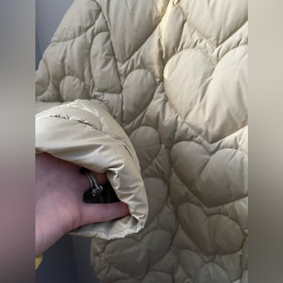 New Sandro Gloriana Heart Quilted Jacket Women’s Size 8 in Off White - Picture 5 of 11